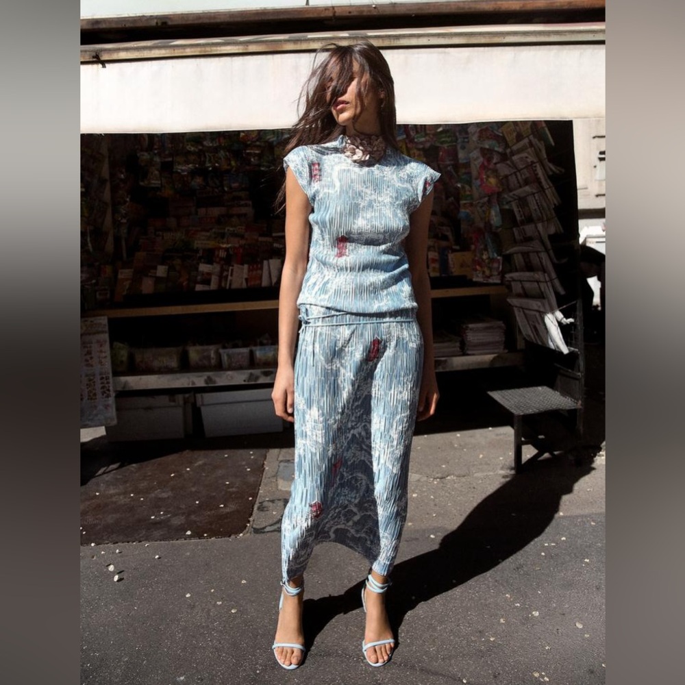 ZARA 🔥 2 PIECE SET🔥 PLEATED PRINT TOP AND MIDI SKIRT